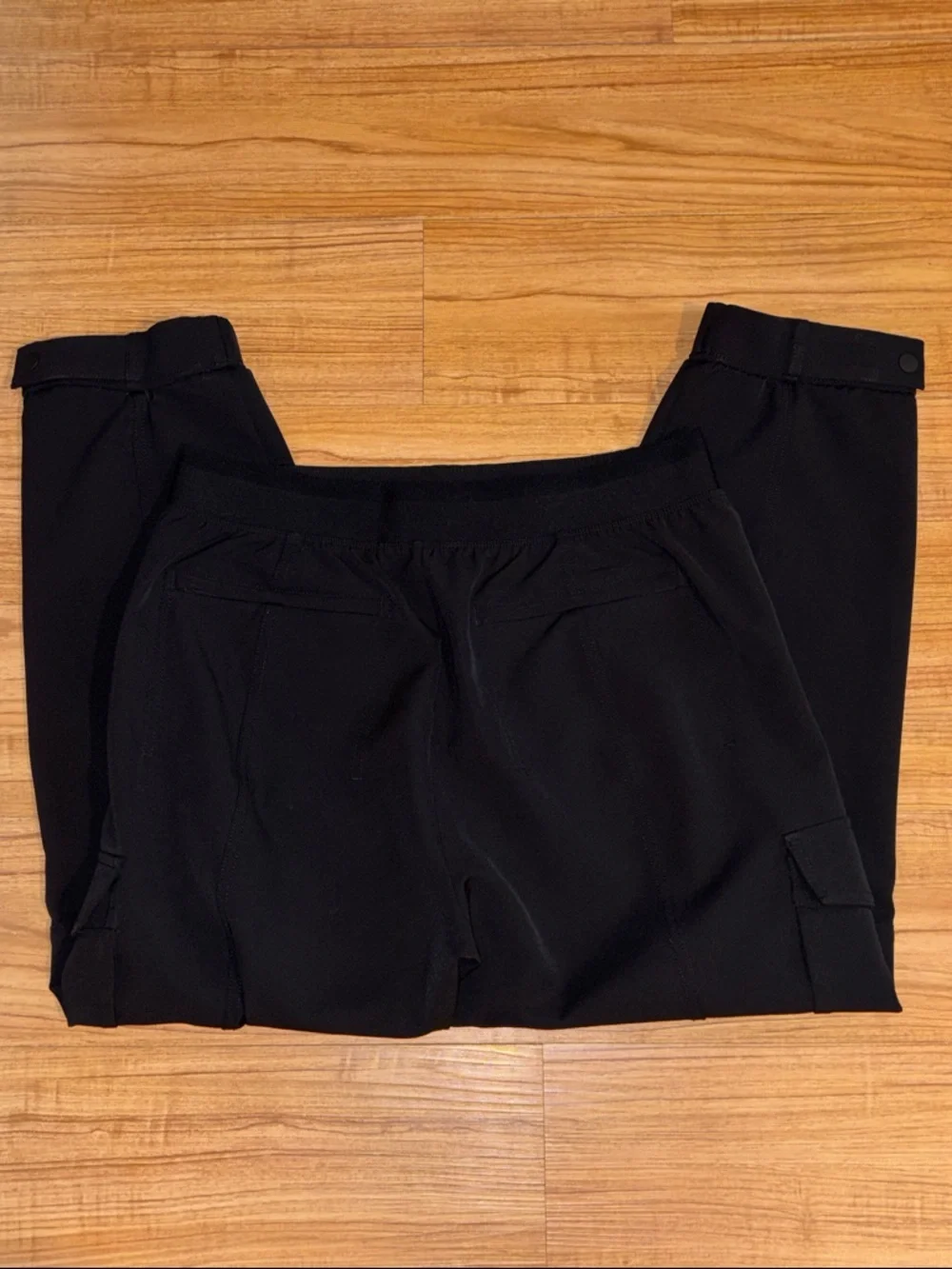 Athleta Endless High Rise Women’s Black Cargo Pants - Picture 5 of 12